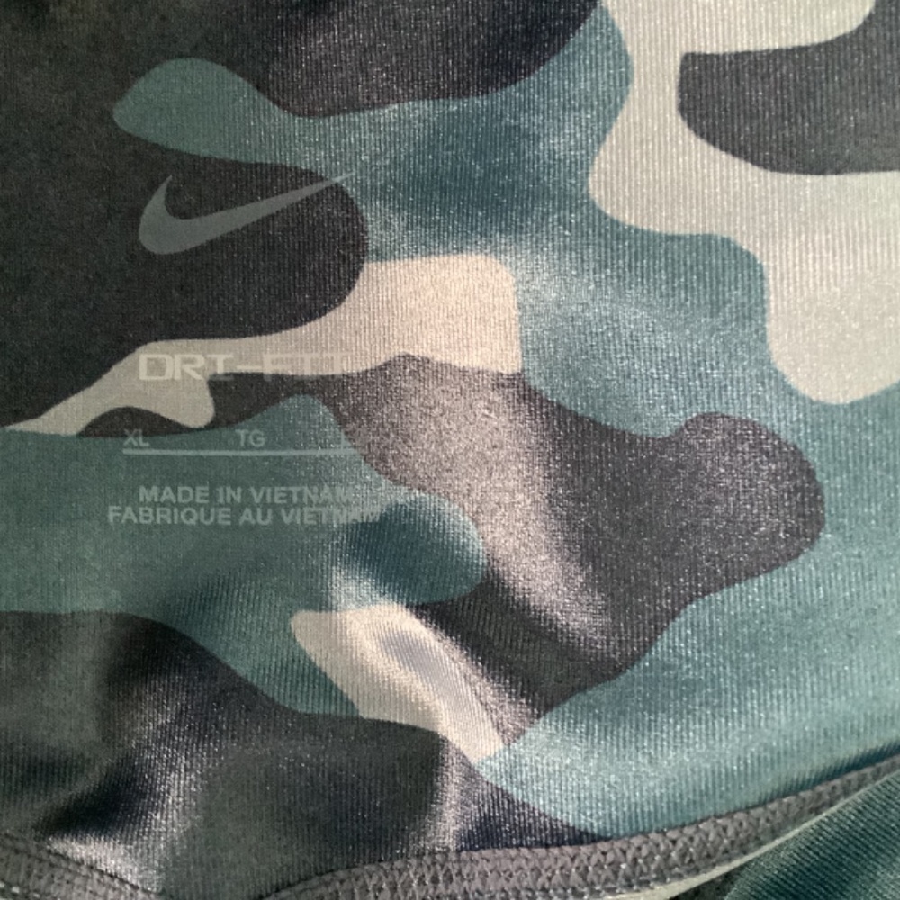 NWT NIKE ONE DRI - FIT GRAY CAMOUFLAGE LEGGINGS SIZE XL - Picture 8 of 9